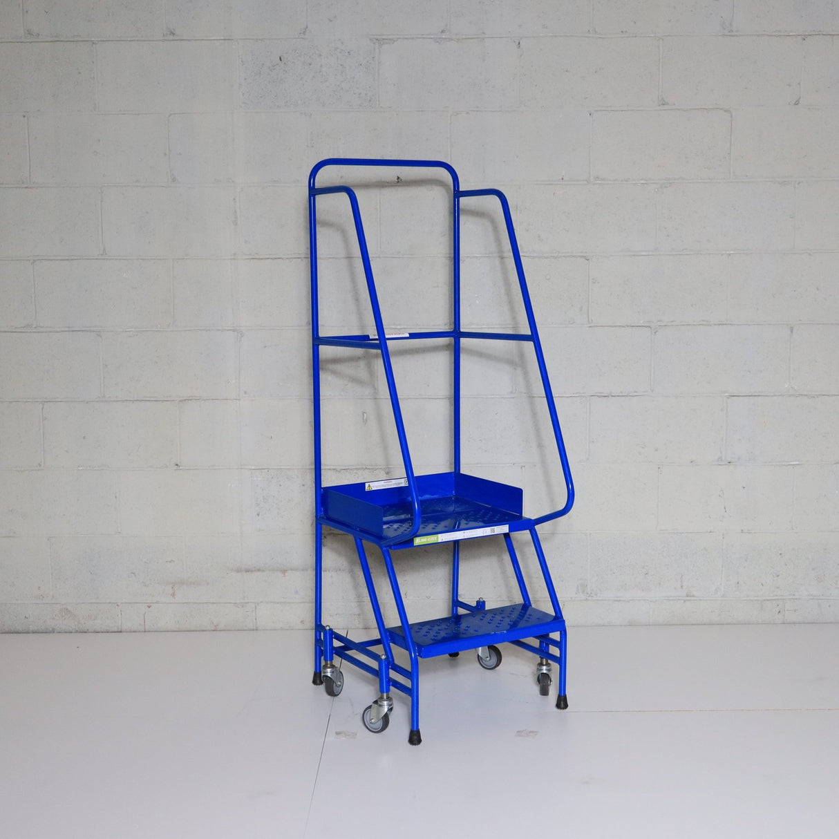 Industrial 02 Tread Mobile Step Narrow Aisle 1500h x 600w x 735 long - Platform 500mm High - RackZone