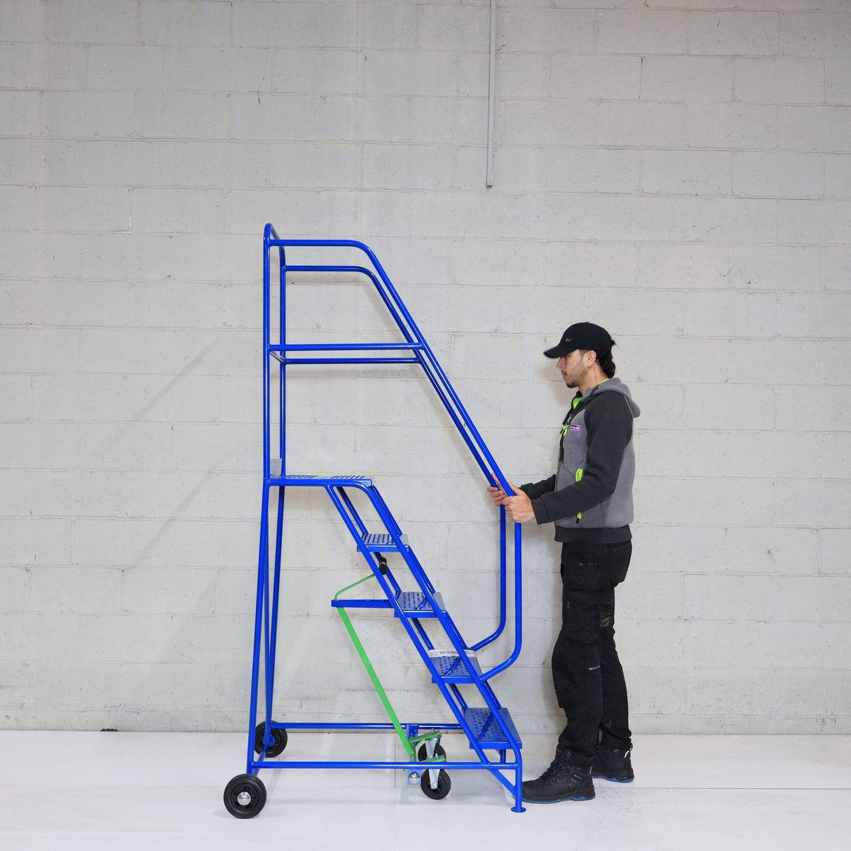 Industrial 05 tread Blue mobile step 2250h x 850w x 1270 long - Platform 1250mm high - RackZone