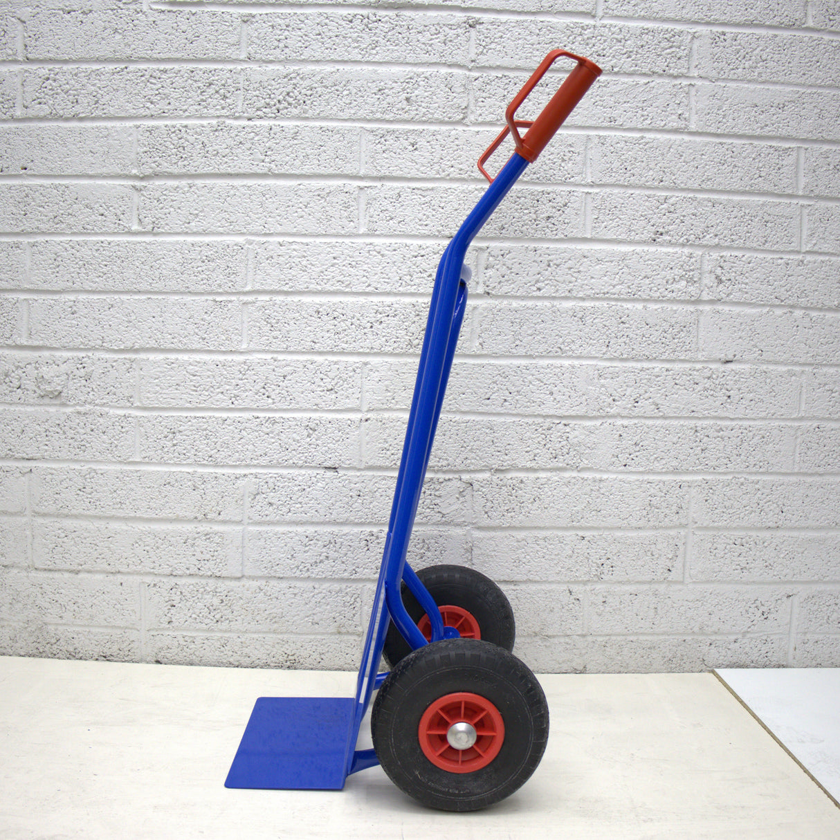Hand Truck 1048(h) x 600(w) x 520(d) mm 250kg