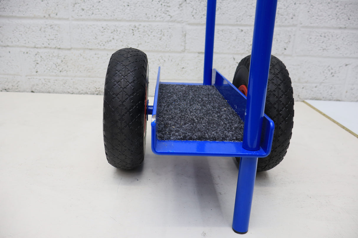 Board Trolley 1045h x 886w x 368d 70kg