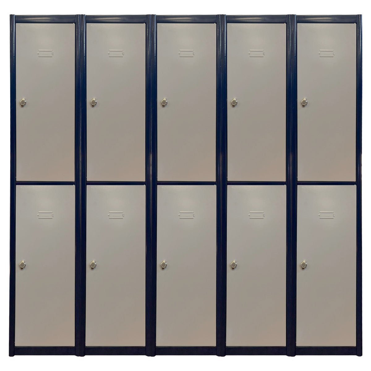 Eight RackZone Metal Locker doors (2 rows x 4 columns), padlock-ready, 5 Bay.