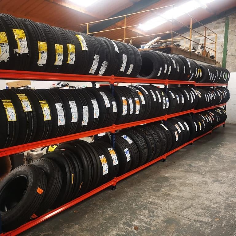 RackZone Tyre Racking 600mm Depth - Starter holding car tires in a warehouse.