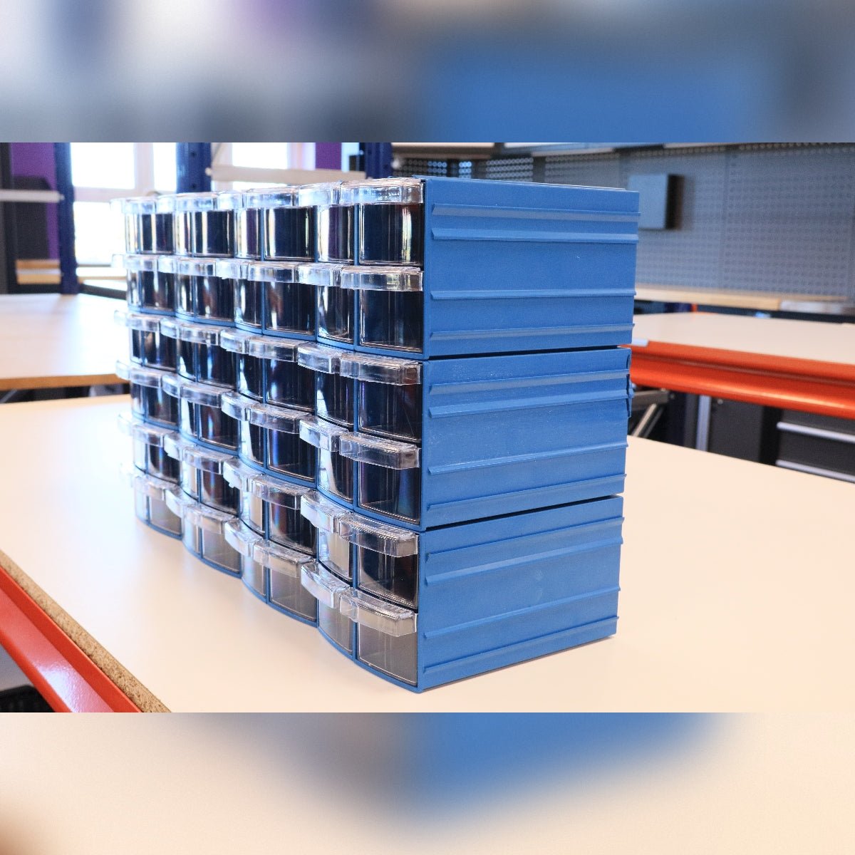 RackZone Pull Out Drawer, blue, 96 per box, 270Hx920Wx170D mm for small parts.