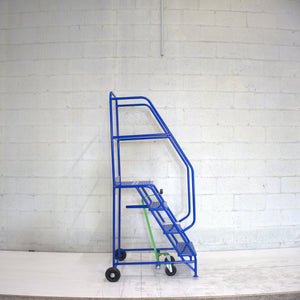 Industrial 04 tread mobile step 2000h x 850w x 1040 long - Platform 1000mm high - RackZone