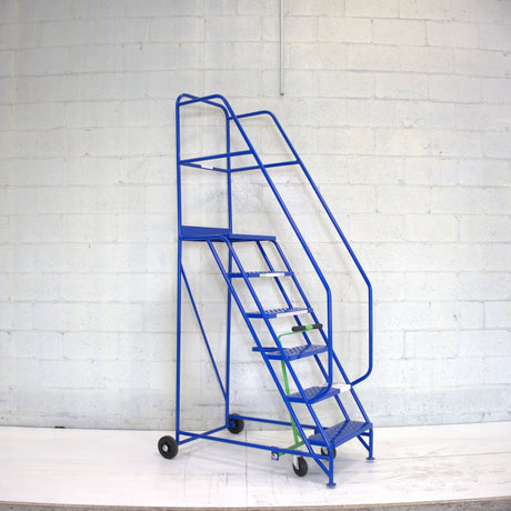 Industrial 06 tread mobile step 2500h x 850w x 1360 long - Platform 1500mm high - RackZone