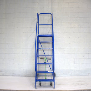Industrial 07 tread mobile step 2750h x 850w x 1450 long - Platform 1750mm high - RackZone