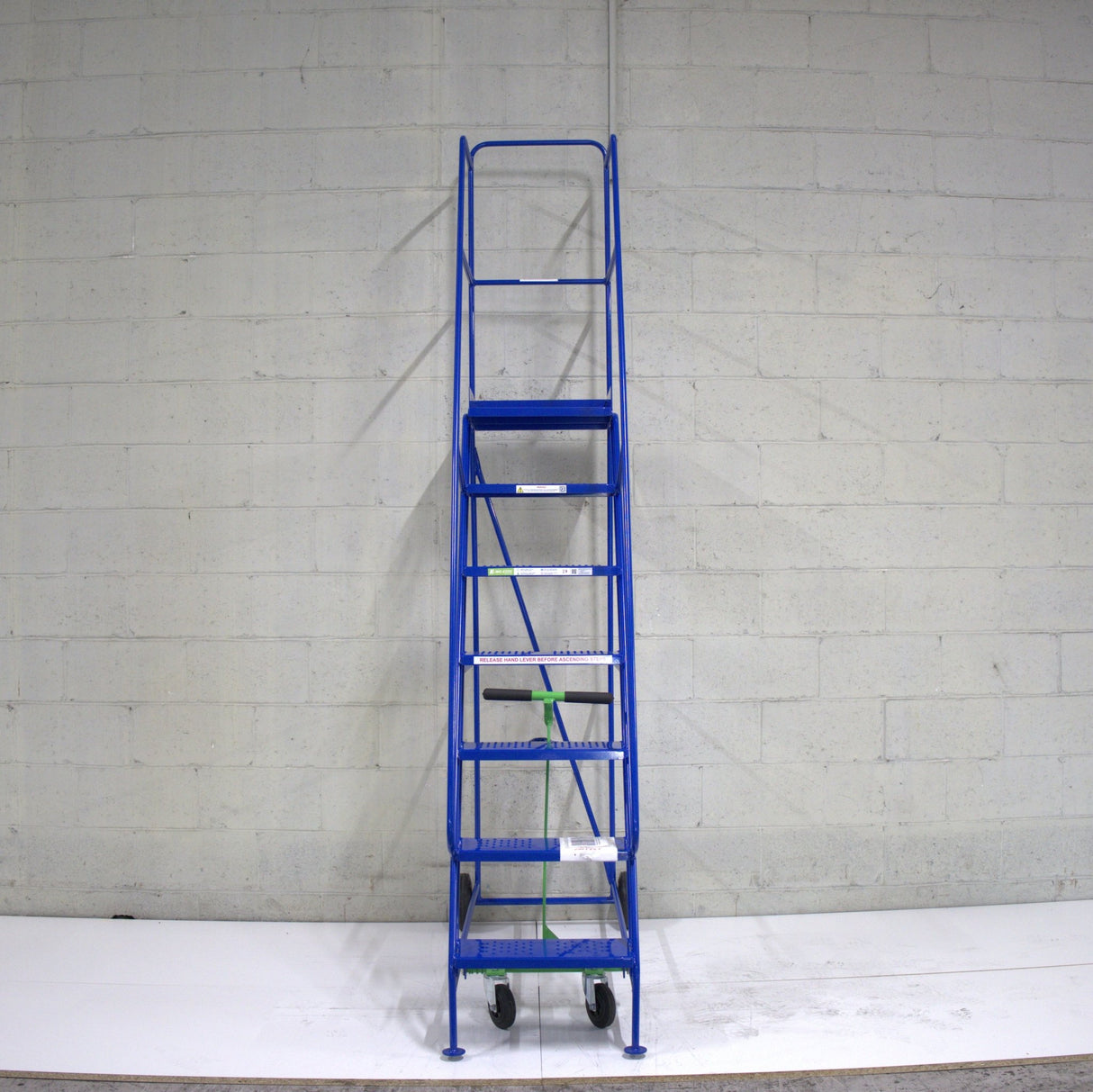 Industrial 07 Tread Mobile Step Narrow Aisle 2750H x 630W x 1510L - Platform 1750mm High Blue - RackZone