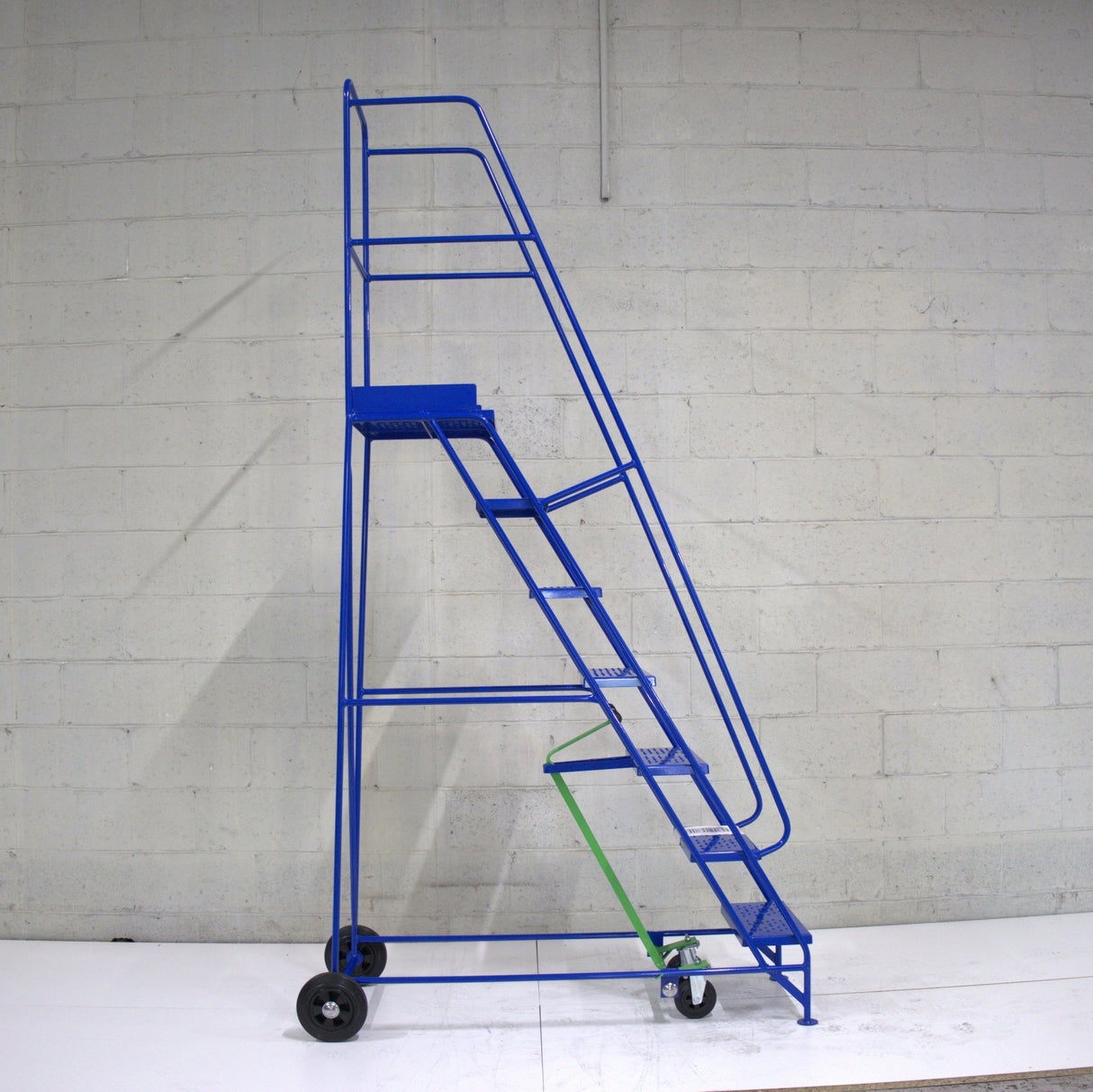 Industrial 07 Tread Mobile Step Narrow Aisle 2750H x 630W x 1510L - Platform 1750mm High Blue - RackZone