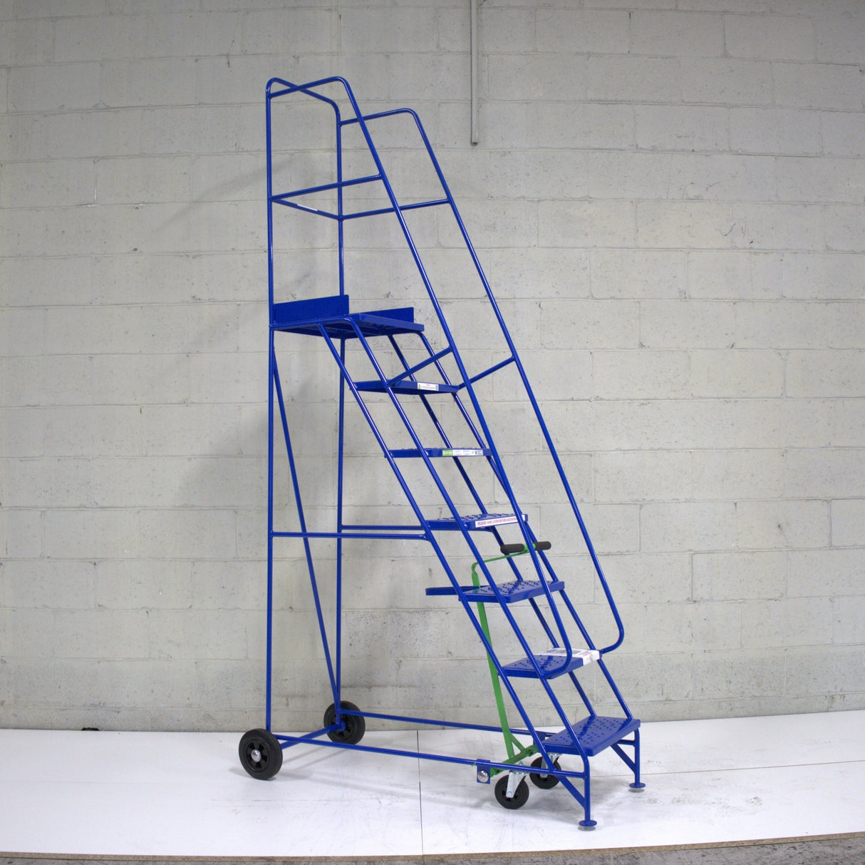 Industrial 07 Tread Mobile Step Narrow Aisle 2750H x 630W x 1510L - Platform 1750mm High Blue - RackZone