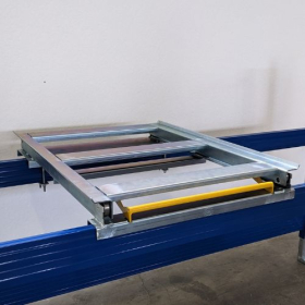 Beam Mounted Pull Out Drawer 1200 X 800